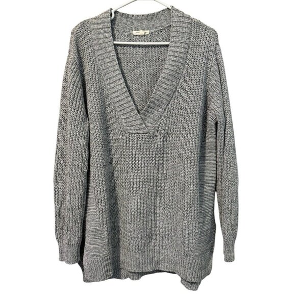 Anthropologie Silence + Noise Knit Side Slit Step Hem V Neck Sweater Size Medium - Picture 1 of 10
